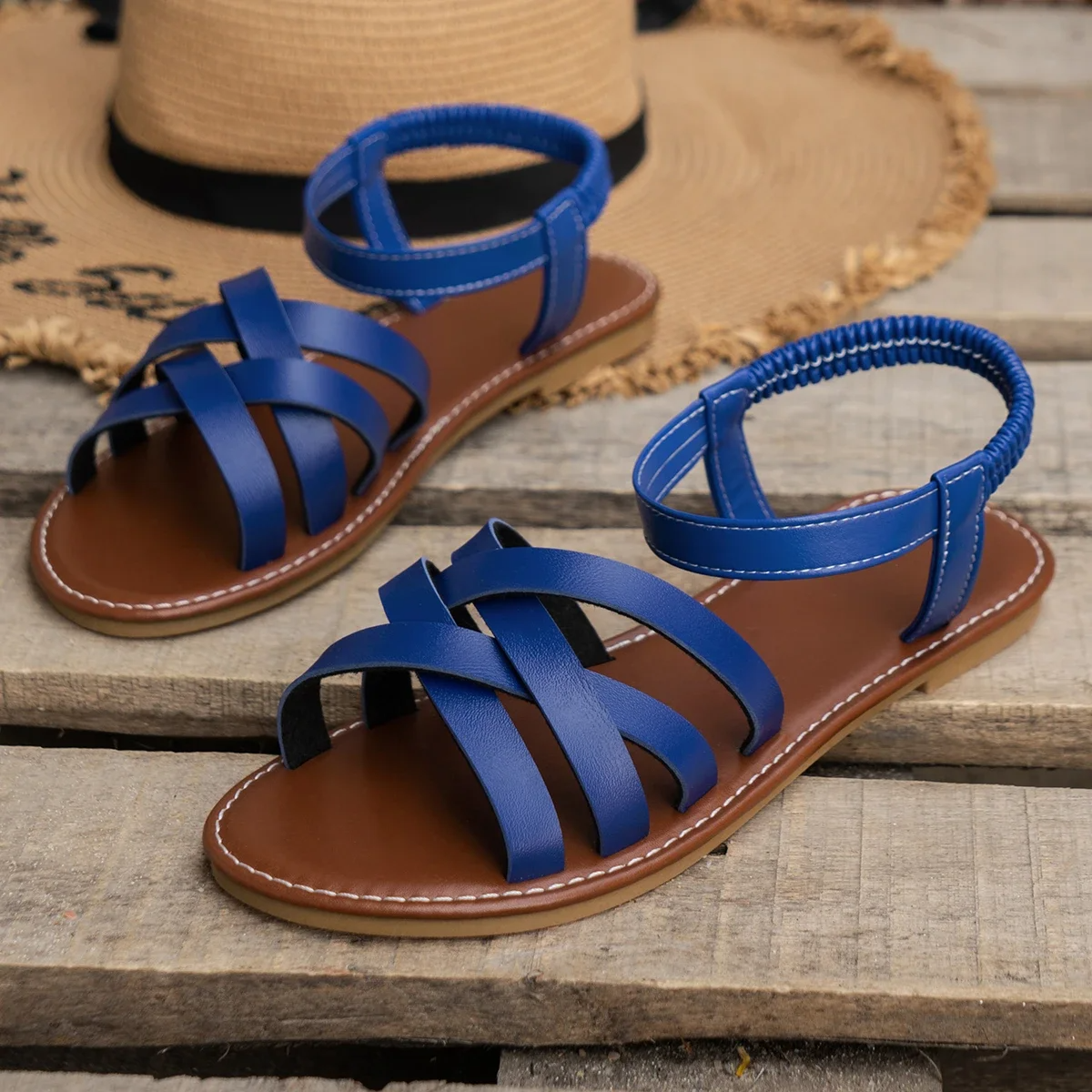Laurel | Classic Cross Strap Sandal