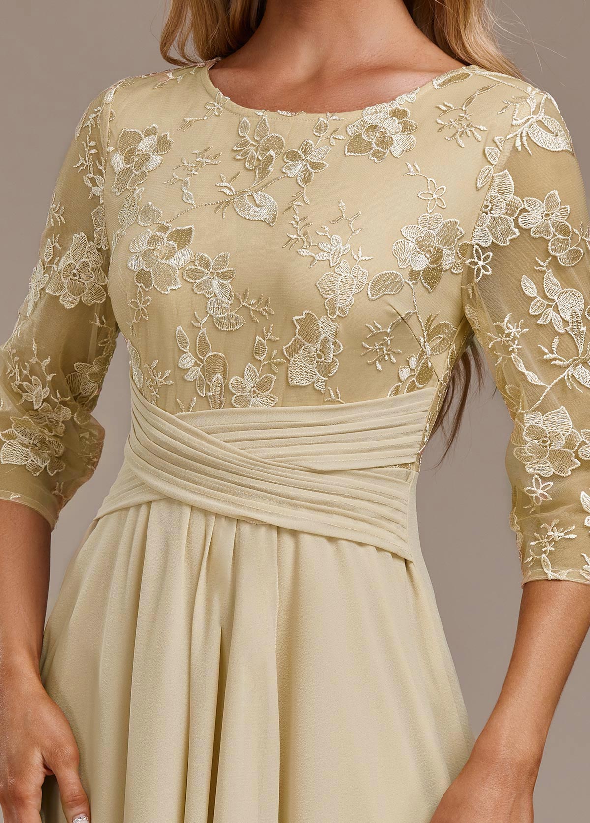 Haisley | Golden Elegance Dress
