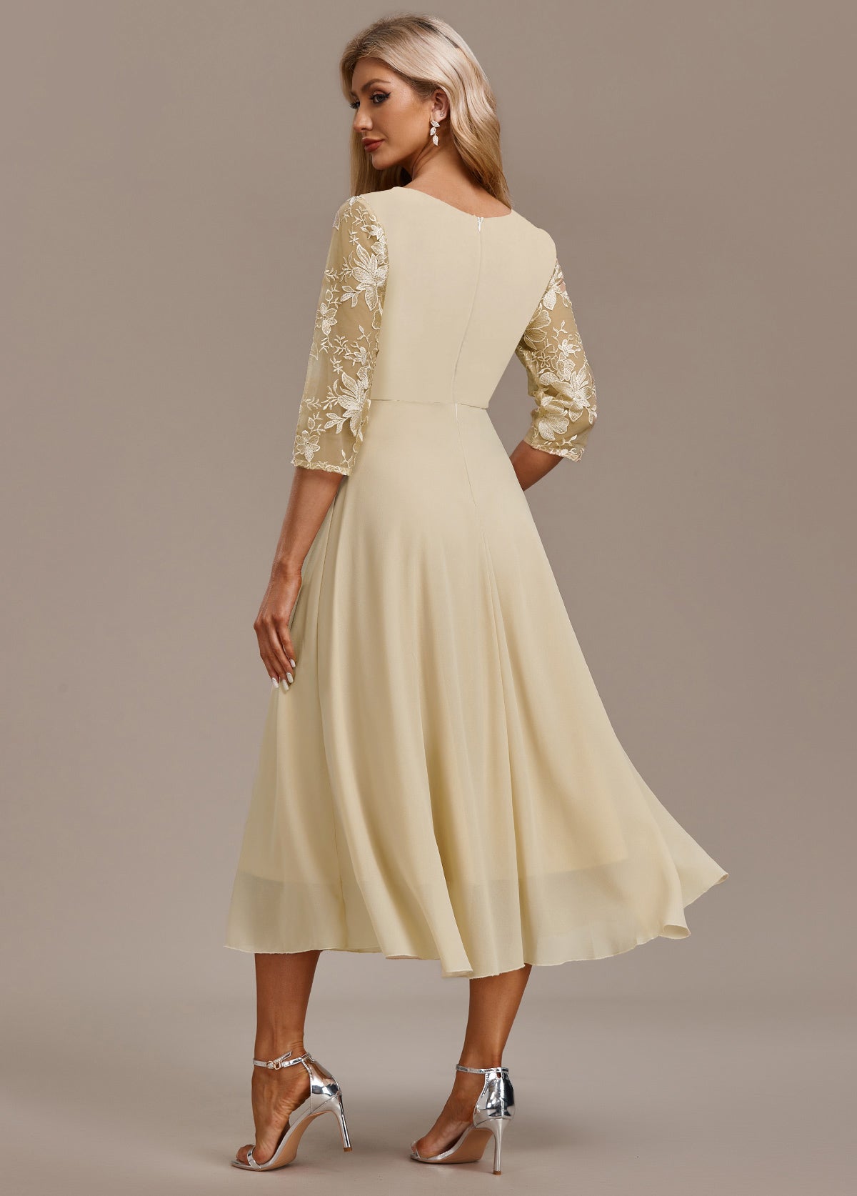 Haisley | Golden Elegance Dress
