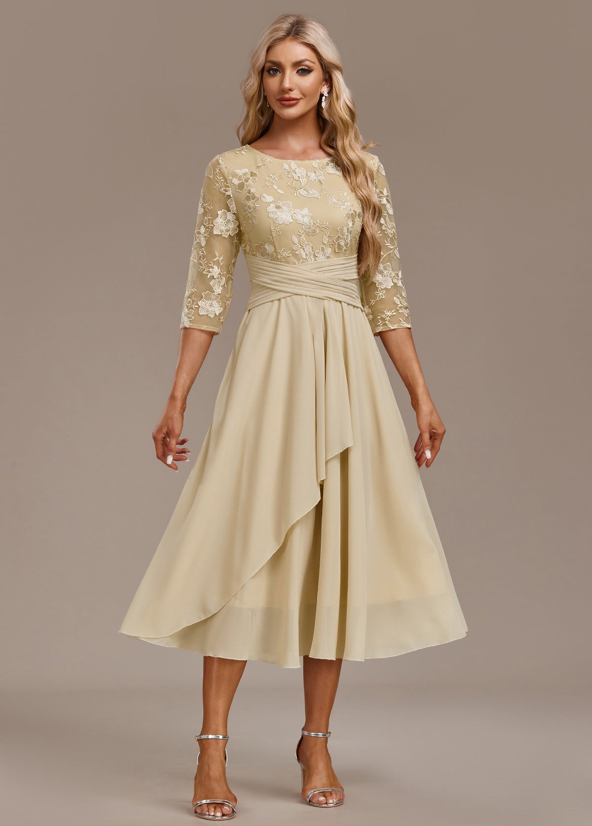 Haisley | Golden Elegance Dress