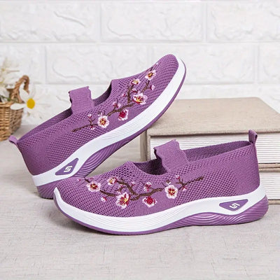 Paisley | Embroidered Comfort Sneaker