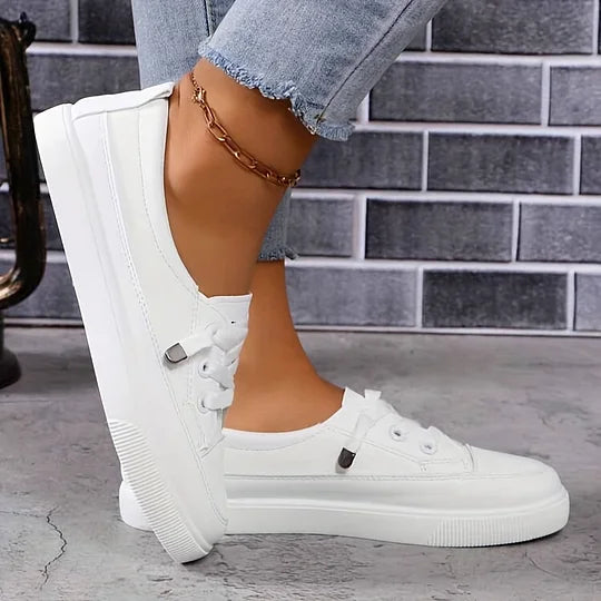 Liora | Everyday Sneakers
