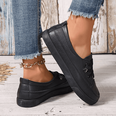 Liora | Everyday Sneakers