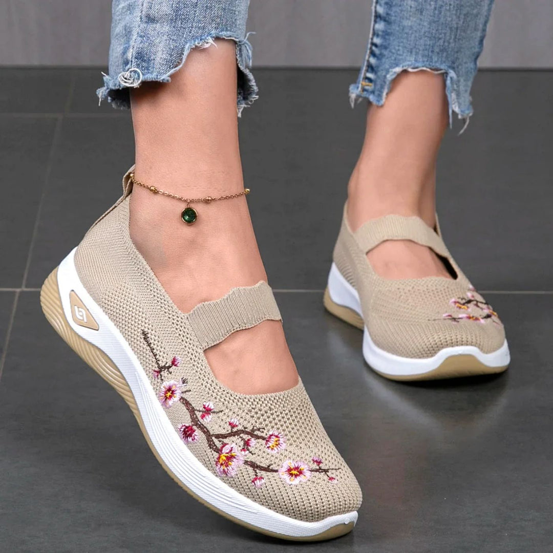 Paisley | Embroidered Comfort Sneaker