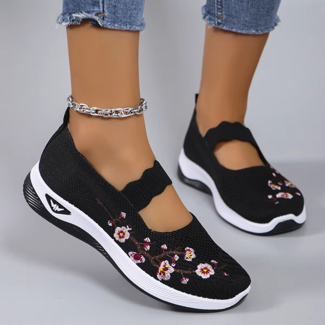Paisley | Embroidered Comfort Sneaker