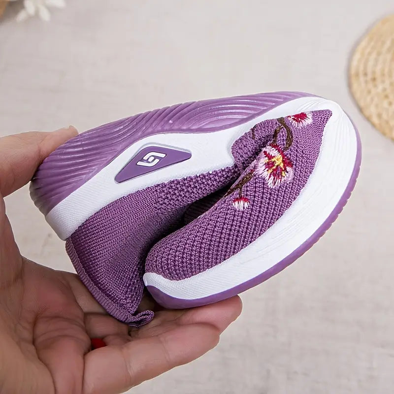 Paisley | Embroidered Comfort Sneaker