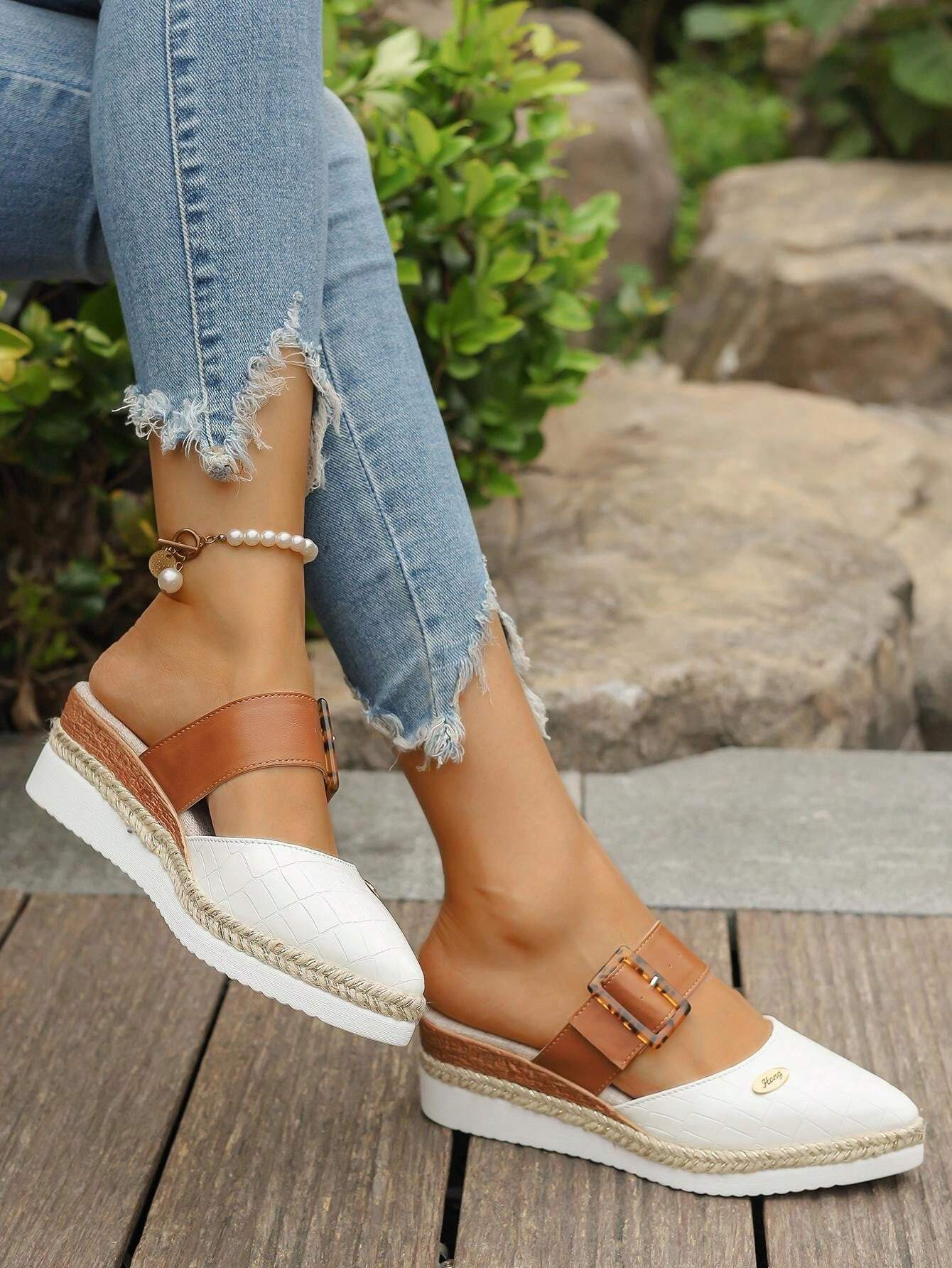 Natalie | Buckle Platform Mule